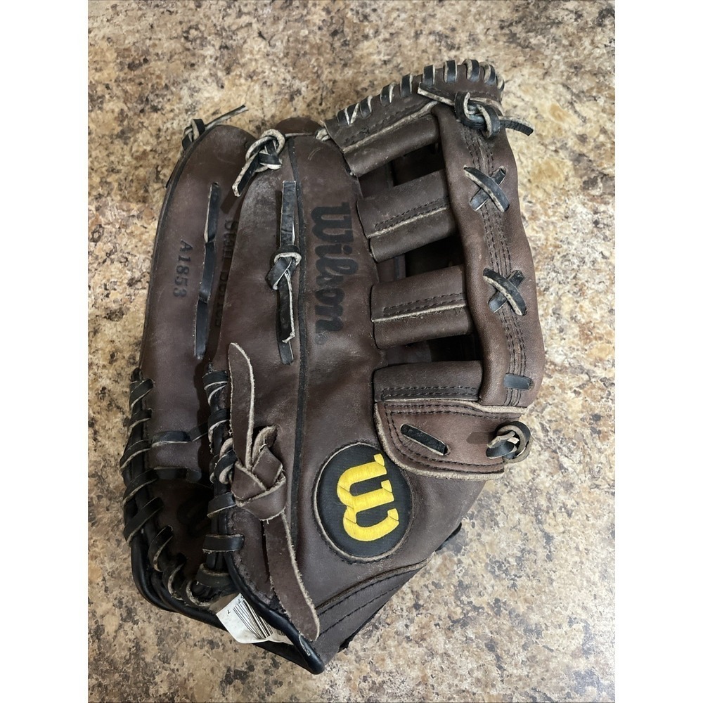 Wilson Staff Series A1853 13" Baseball Glove Dark Brown Leather LHT